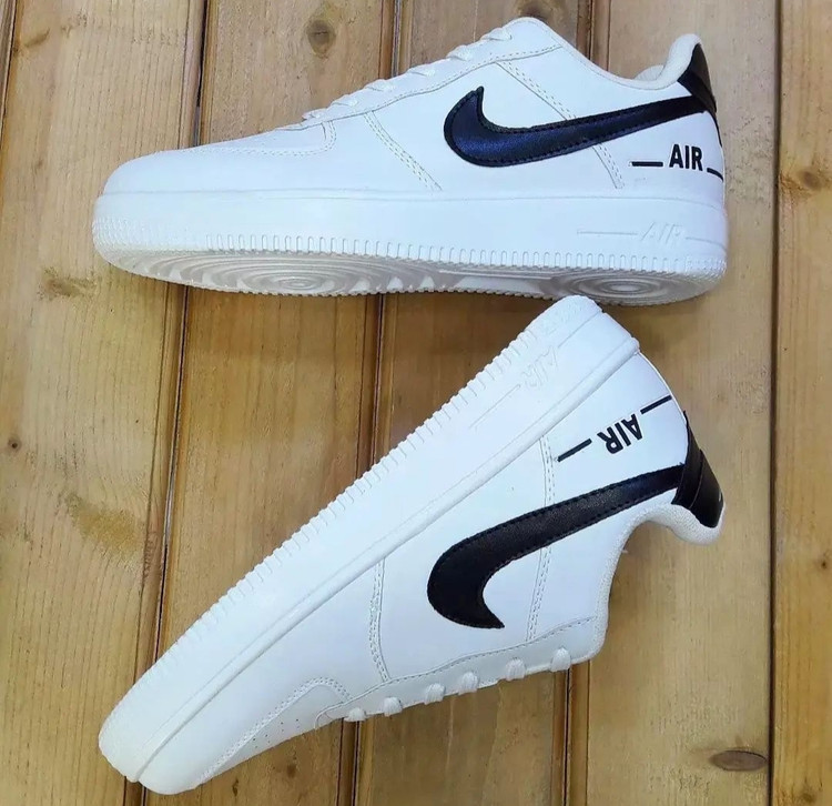 کتونی نایک سفید