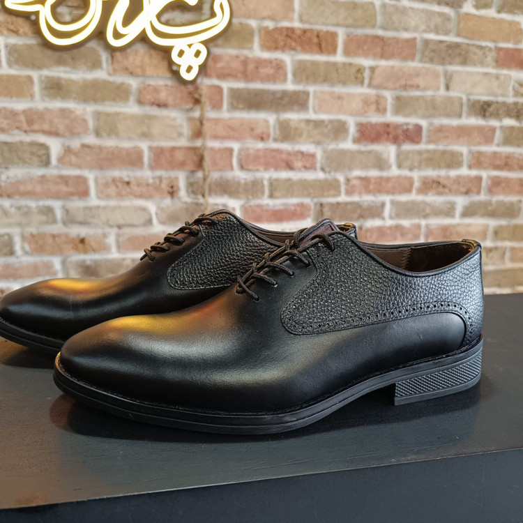 کفش چرم بندی