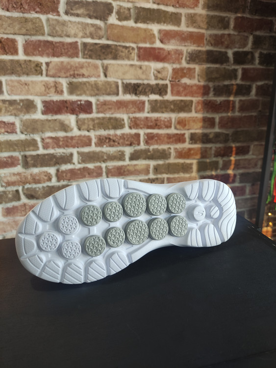 اسکیچرز ماساژوری