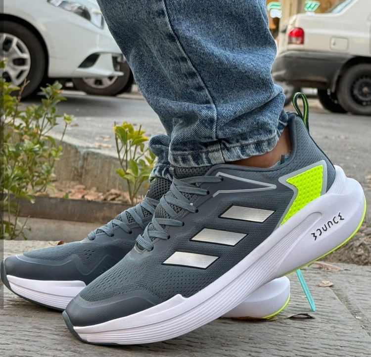 آدیداس ویتنامی