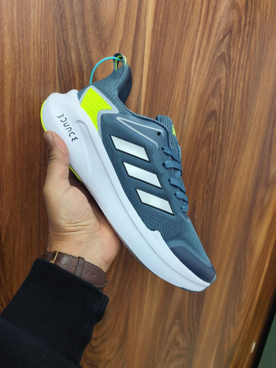 آدیداس آلفا