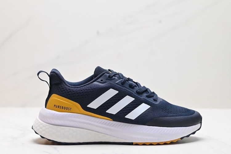 کتونی آدیداست بوست