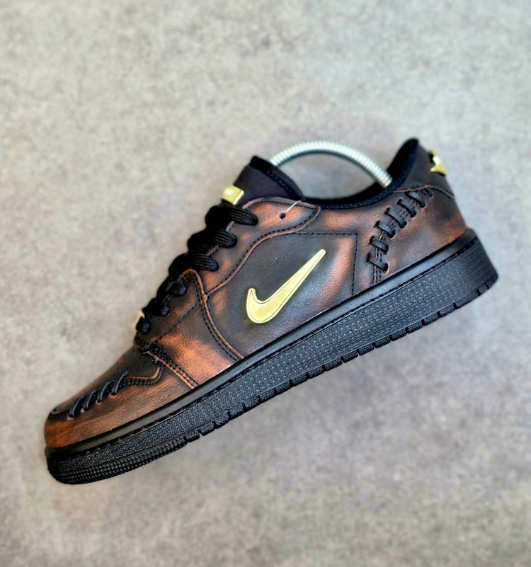 نایک جردن ۱ لاو