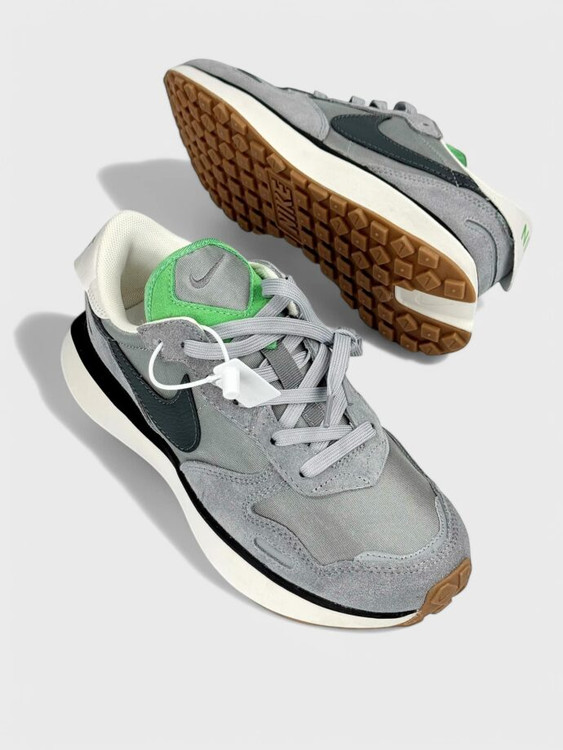 کتونی نایک طوسی