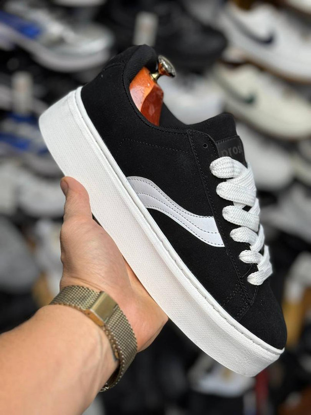 ونس مشکی مردانه