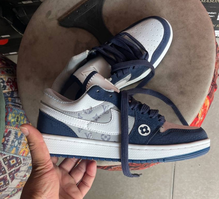 کتونی جردن ال وی