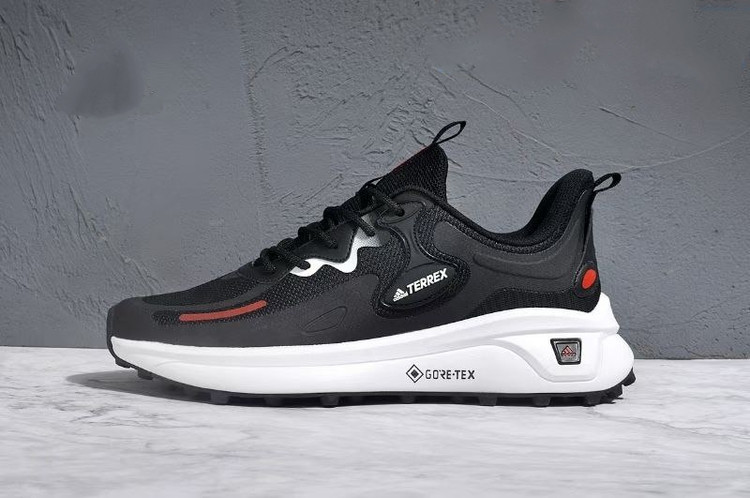 آدیداس ترکس