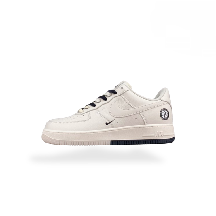 کتونی نایک سفید