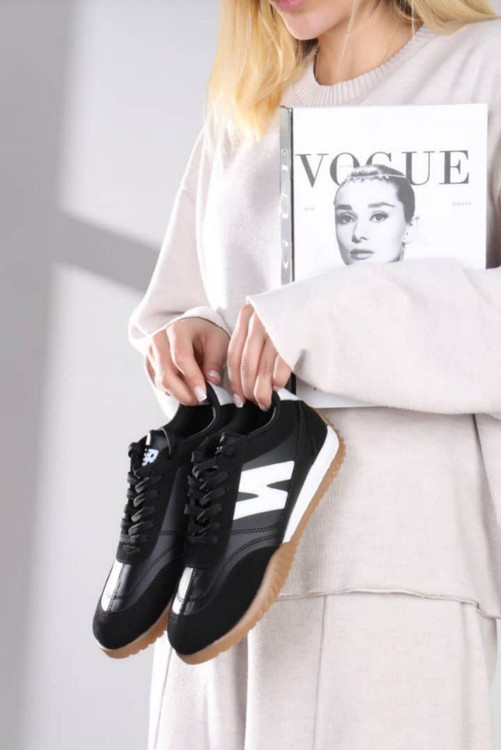 کفش نیوبالانس زنانه