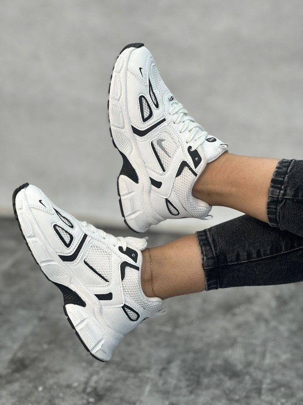 کفش اسپرت سفید