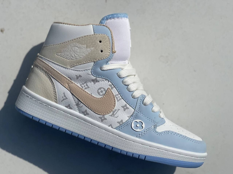 جردن ساق دار سفید آبی زنانه