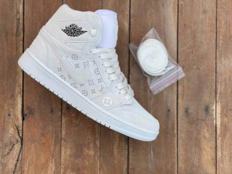 جردن ساقدار تمام سفید زنانه