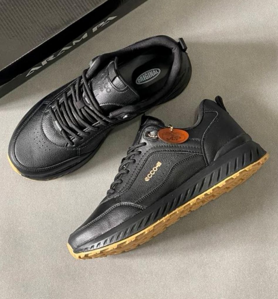کفش اسپرت اکو