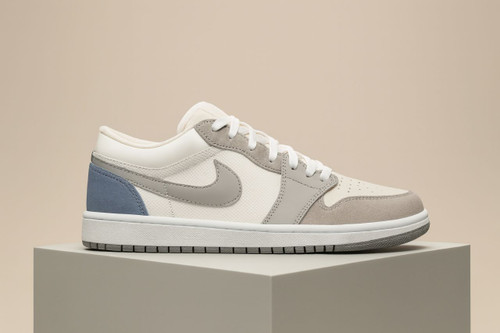 کتونی جردن وان