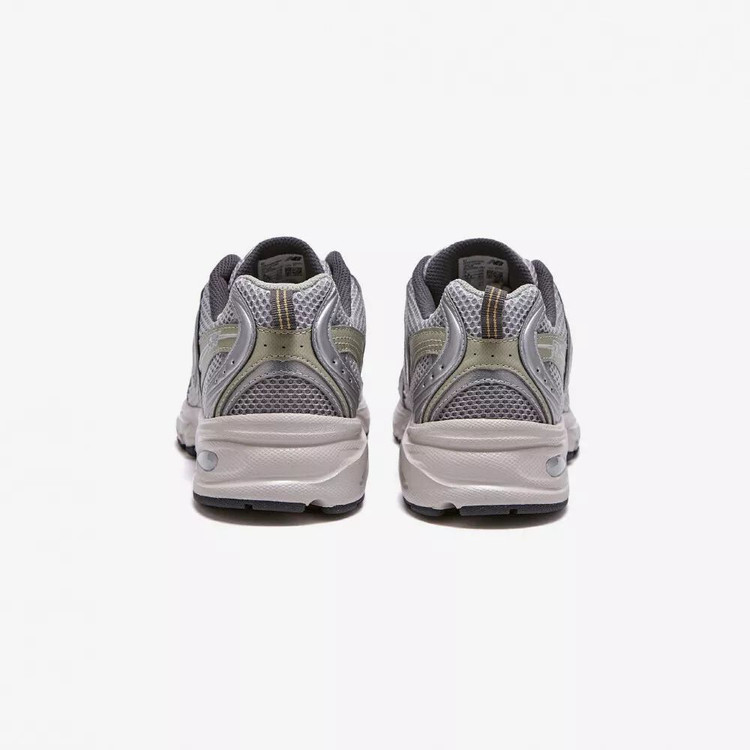 کتونی نیوبالانس 530