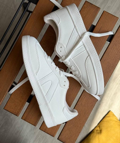 کتونی سفید زنانه