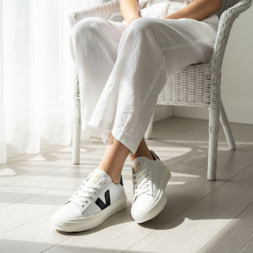 ونس سفید زنانه