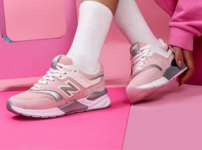 کتونی صورتی