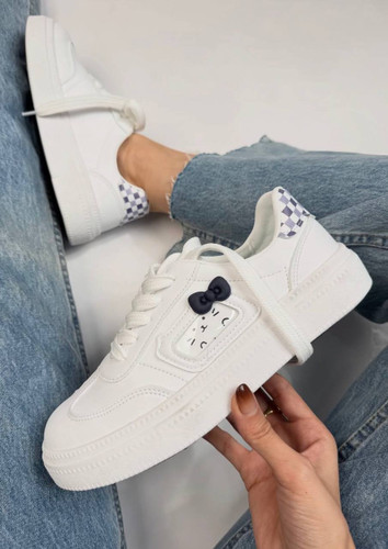 ونس سفید دخترانه